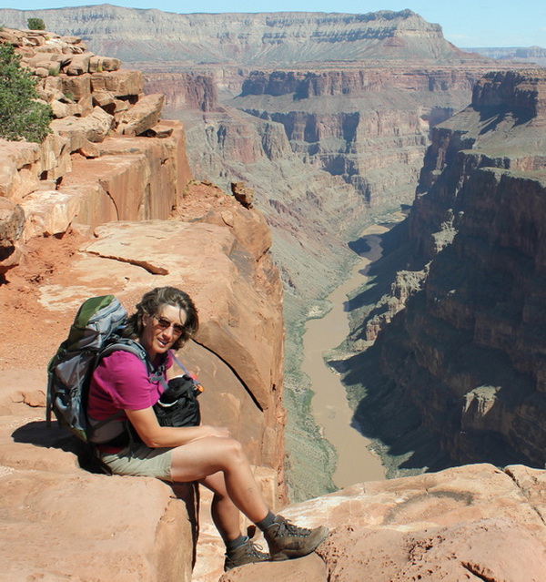Sabine am Toroweap-Point am Grand Canyon