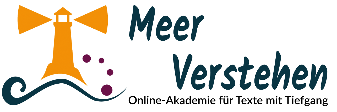 Logo: Links ist ein orangefarbener Leuchtturm auf einer blaugrünen Welle abgebildet, daneben 4 dunkelrote Kreise, ähnlich wie Steine, die das Kursprogramm repräsentieren. Daneben der Schriftzug Meer Verstehen, darunter Online-Akademie für Texte mit Tiefgang
